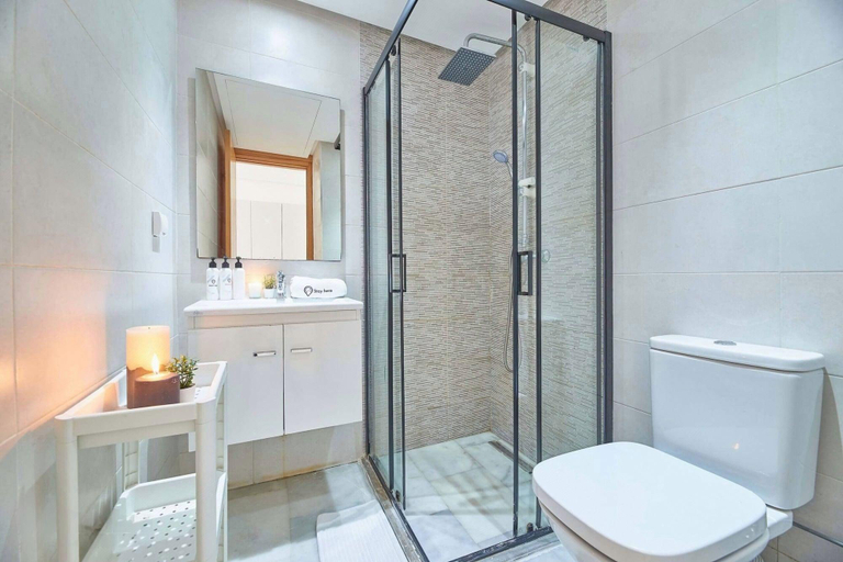 Bathroom 5, StayHere Rabat - Agdal Collection, Rabat