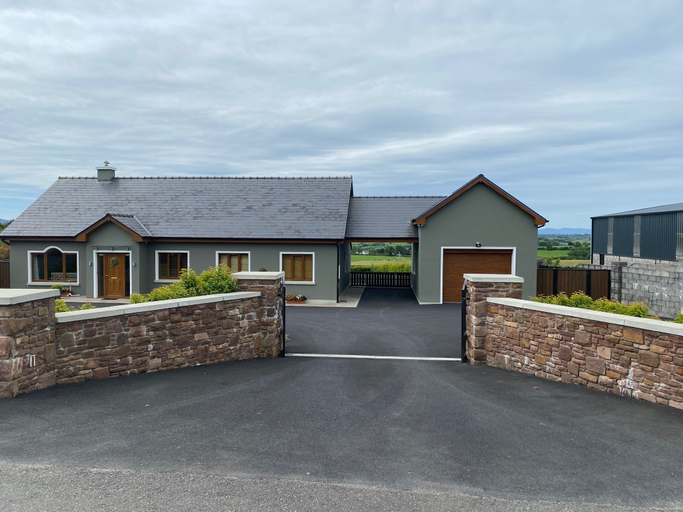 Exterior, Studio Sleeps 2 -private Hot Tub -enclosed Garden