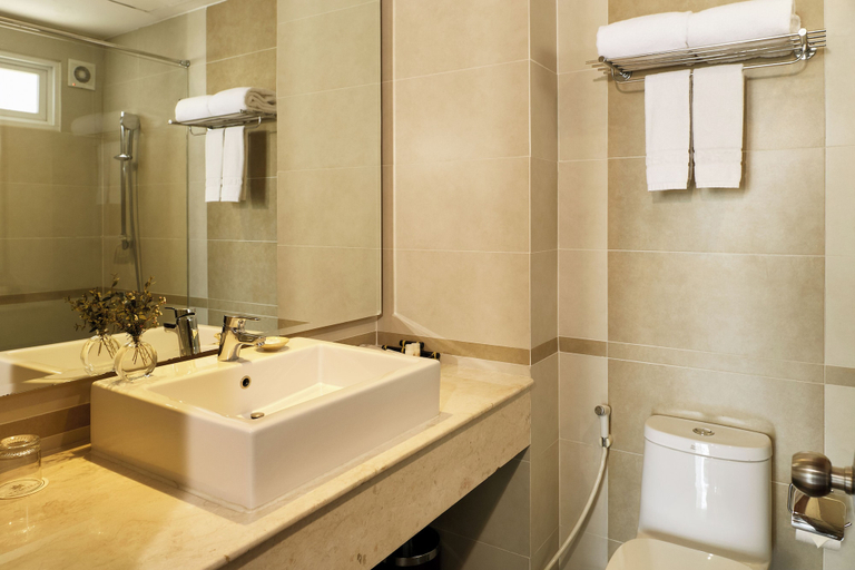 Bathroom 5, GK Central Hotel, District 1