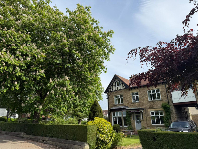 Exterior & Views, The Beechwood, Leeds