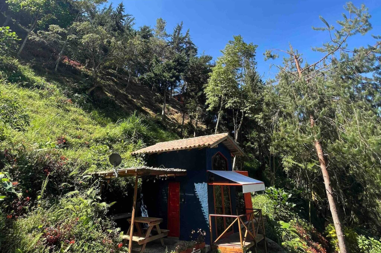 Exterior 3, Casa Montserrat - Like From a Fairy Tale, Floridablanca