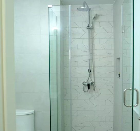 Bathroom 5, Luxury Apartments Pool Central Ocho Rios