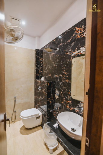 Others 2, Bedi's Dream Land Hotel & Resort, Gonda