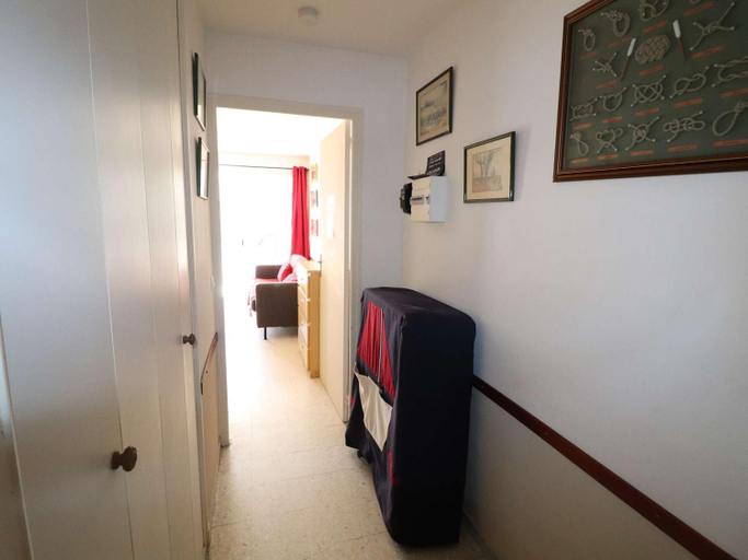 Bedroom, Studio Confortable 3/4 Pers, 100m Plage, Parking Prive au Grau-du-Roi, Gard