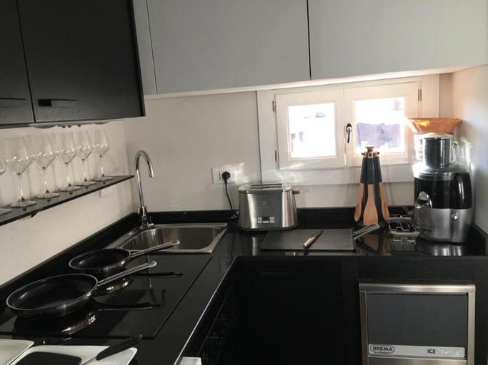 Room 4, Roof Suite Rome Suitable for 6 Persons, Rome