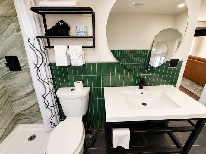 Bathroom 4, The Wesley Hotel, Coconino