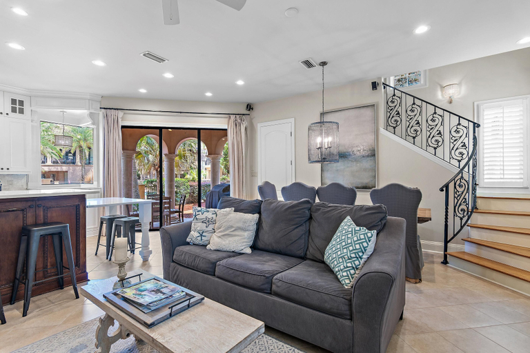 Living area 3, Villa Mirabella, Walton