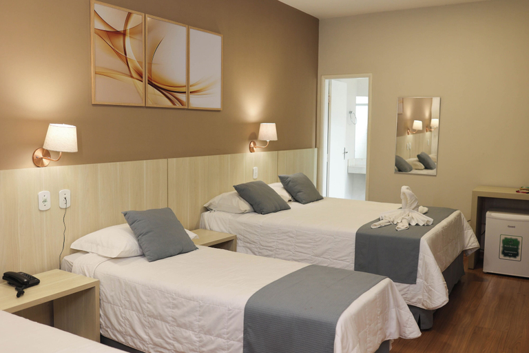 Bedroom 3, Hotel Rezende, Lambari