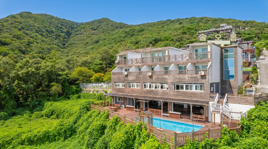 Exterior & Views 1, Ganghwa Sol Orem Pension, Ganghwa