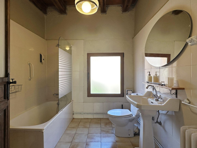 Bathroom 4, Palacio de Velamazán, Soria