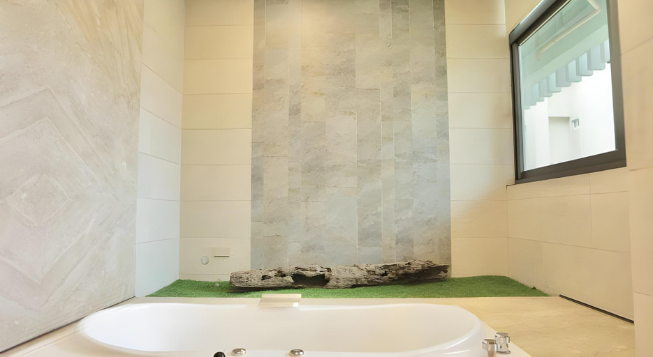 Bathroom 3, OHYA Boutique Motel-Lin-Kou Branch, New Taipei City