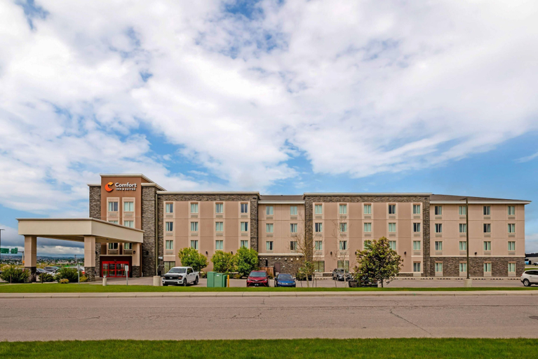 Exterior & Views 1, Comfort Inn & Suites Airport North, Division No. 6
