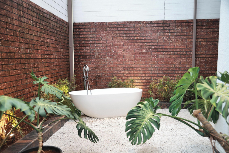 Bathroom 4, Kamah, Goa, North Goa