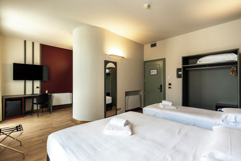 Bedroom 4, HC Hotel Cremona Pilgrim's, Cremona