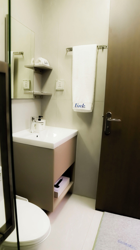 Bathroom 3, Greenland HomeINN, Nyarugenge