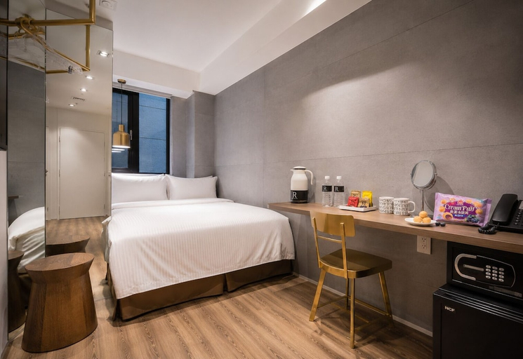 Bedroom 2, Hotel Relax V, Taipei City