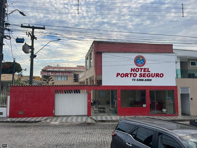 2, Rede Andrade Galeão, Porto Seguro