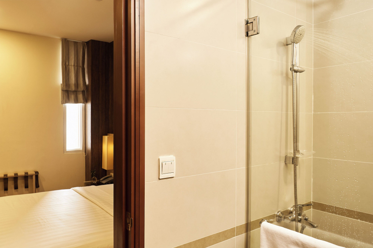 Bathroom 5, GK Central Hotel, District 1