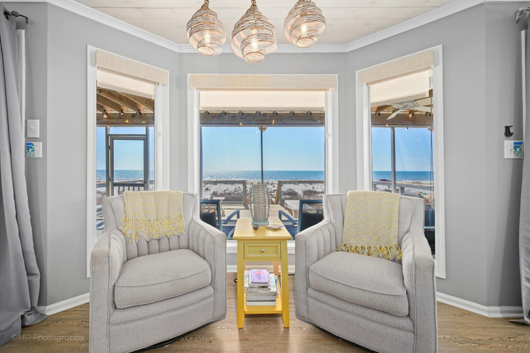 Living area 4, Pelican Way, Gulf