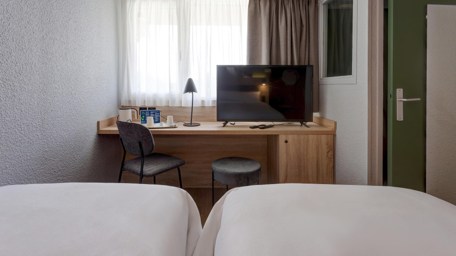 Bedroom 3, Campanile Epernay Dizy, Marne
