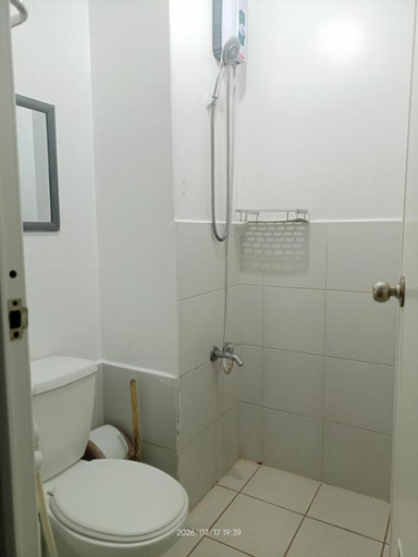Bathroom 5, Urban Deca Tower Staycation for Couple at Mandaluyong EDSA Shaw, Mandaluyong