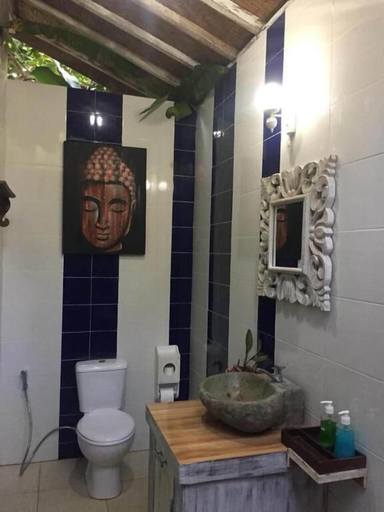 Bathroom 4, Pranajaya Villa, Buleleng