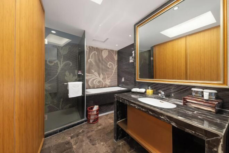 Bathroom 3, Plum Garden International Hotel, Sanming