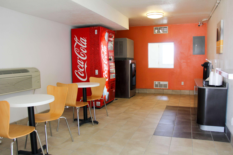 Public Area 2, Motel 6 Goodland, KS, Sherman