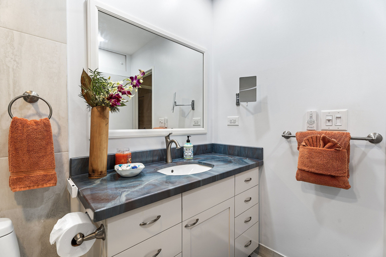Bathroom 4, Keauhou Punahele C103 2 Bedroom Condo, Hawaii