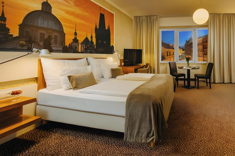 Bedroom 2, Metropolitan Old Town Hotel, Praha 7