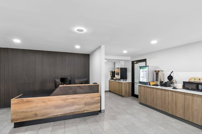 Others 5, Quality Inn, Wetzel