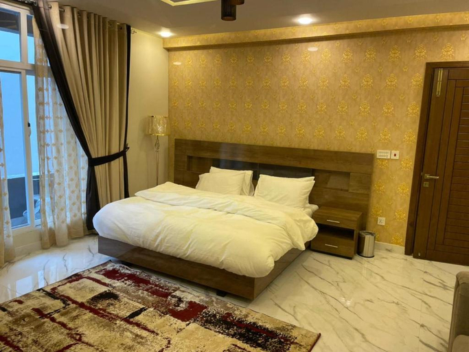 Bedroom 5, Himaliyan Tiger Hotel, Northern Areas