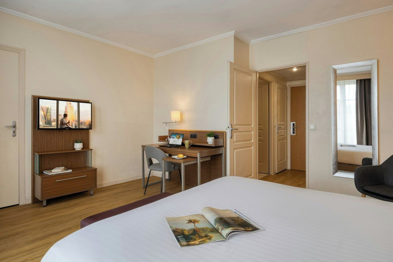 Bedroom 3, Citadines Saint-Germain-des-Prés Paris, Paris