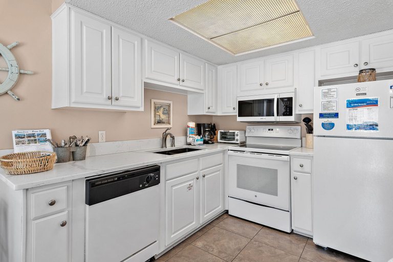 Private kitchen 5, Summer Breeze 112, Walton