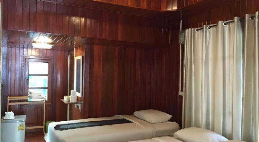 Bedroom 2, Baan Ingkhao Resort, Muak Lek
