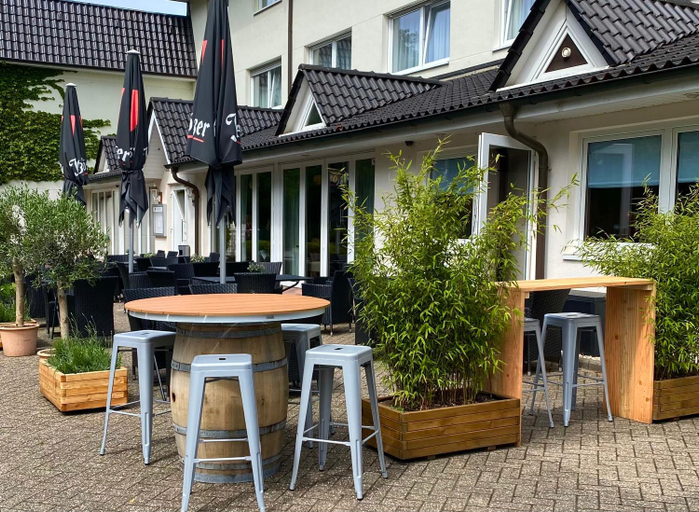 Exterior & Views 1, Schlosspark-Hotel Hof von Oldenburg, Ammerland