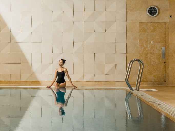 Sport & Beauty 3, Mandarin Oriental The Landmark, Hong Kong, Hong Kong Island