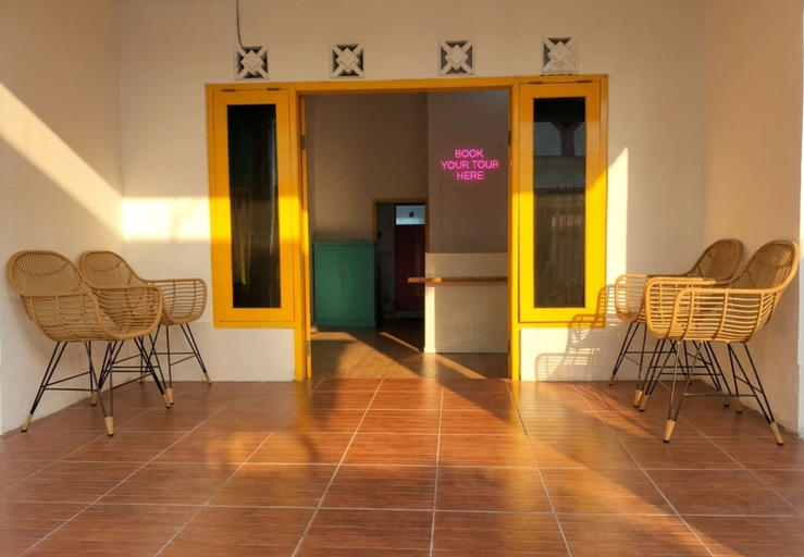 Property grounds, Decasa Female House, Malang