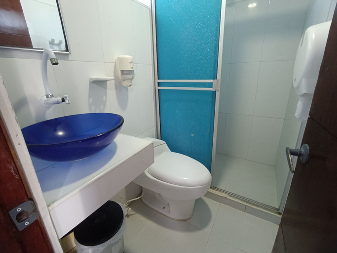 Bathroom, Hotel Portoalegre, Tolú