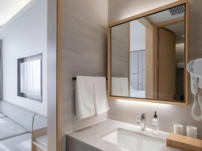 Bathroom 3, JI Hotel Beiing Capital Airport, Beijing