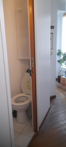 Bathroom 2, calme et repos, vue sur les arbres, Paris