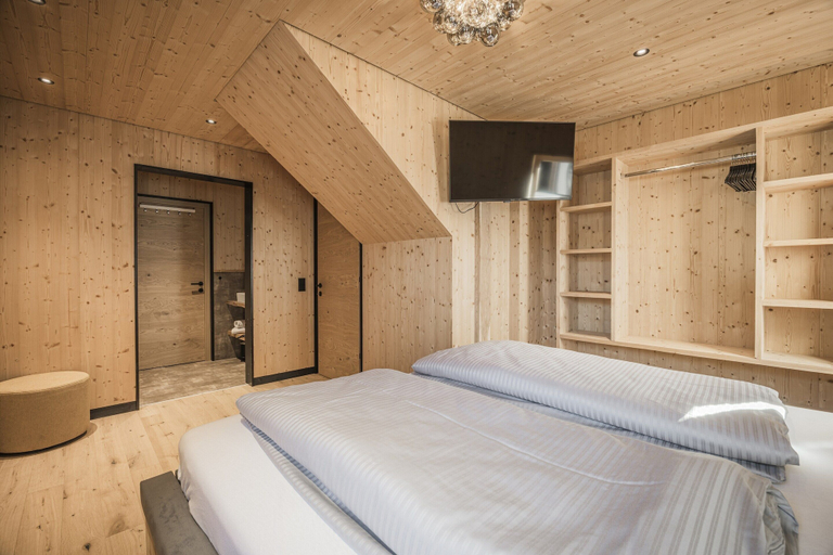 Room 4, Modern Chalet With Sauna, Dein Bichlbach, Reutte