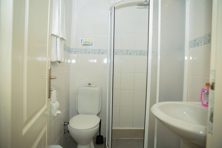 Bathroom 5, Life Apart, Marmaris