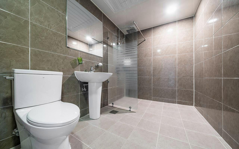 Bathroom 3, Sokcho Travel Hotel, Goseong