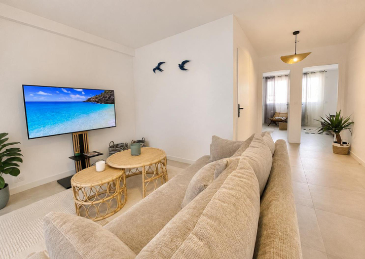 Others 5, APPART'ICI 3 - Spacieux appartement F3, Hérault