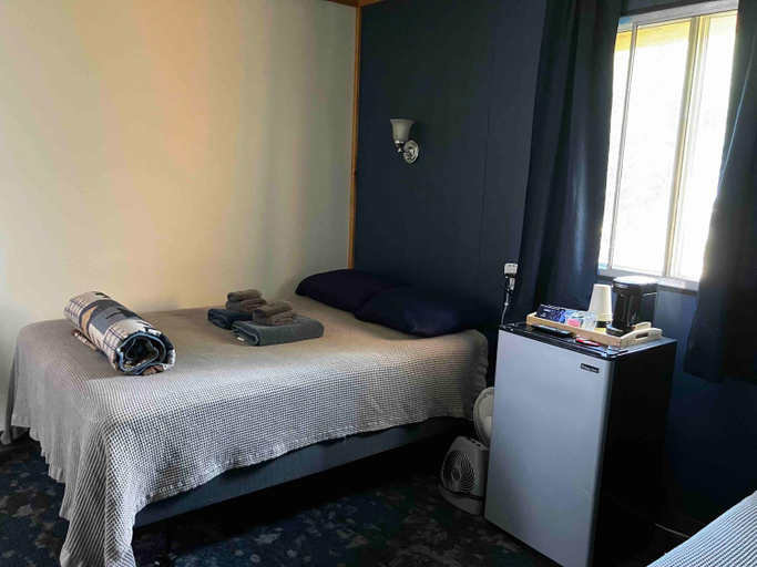 Bedroom 2, Denali RV Park & Motel, Denali