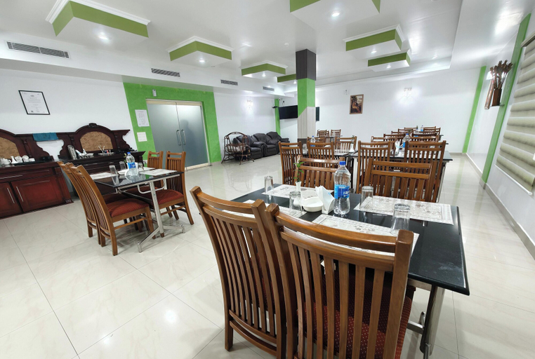 Dining 2, Arya International, Ernakulam