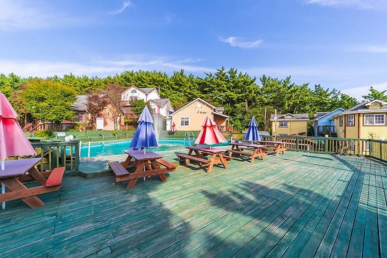 5, Taean Insta Pension, Taean