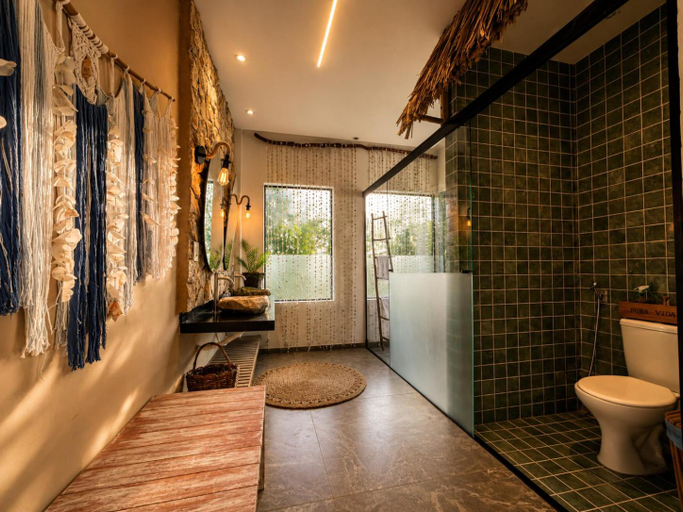 Bathroom, Pura Vida Hotel, Itarumã