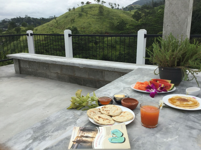 Food & Drinks 5, Hanthana House, K.F.G. & G. Korale